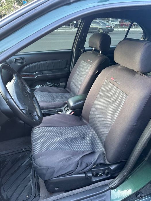 Nissan Maxima QX