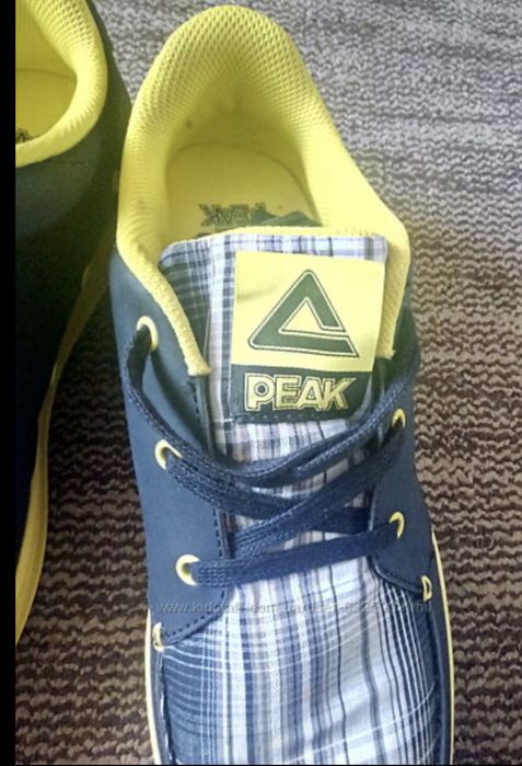 Новые  мужские кроссовки Peak