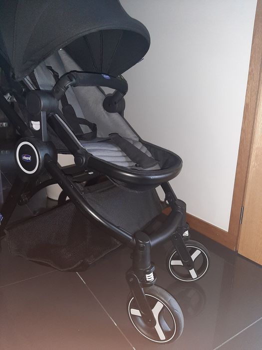 Carrinho trio chicco