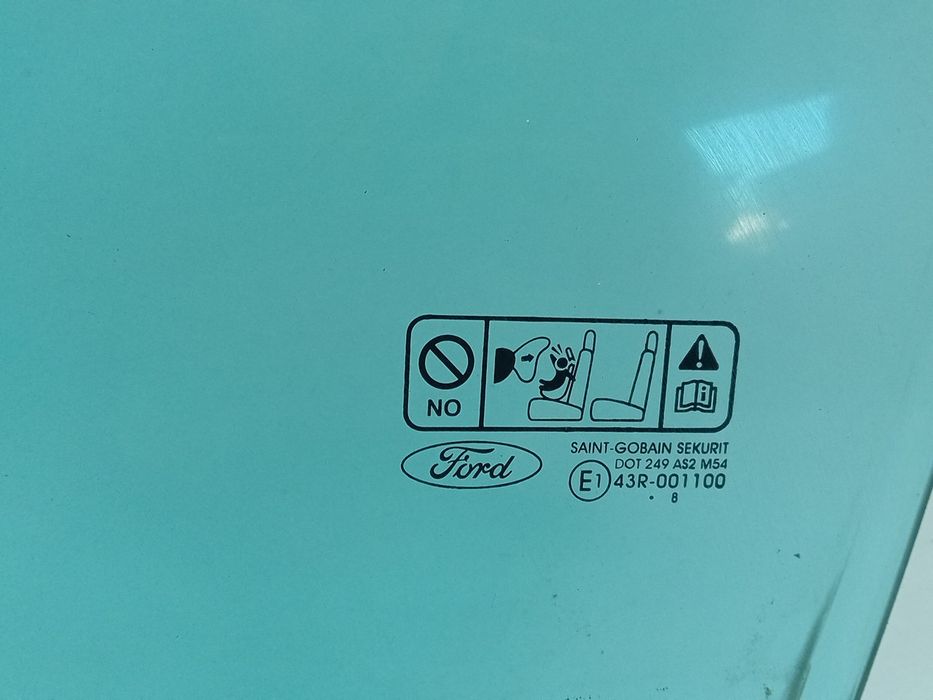 Vidro porta frente esquerda FORD Focus II (DA_)