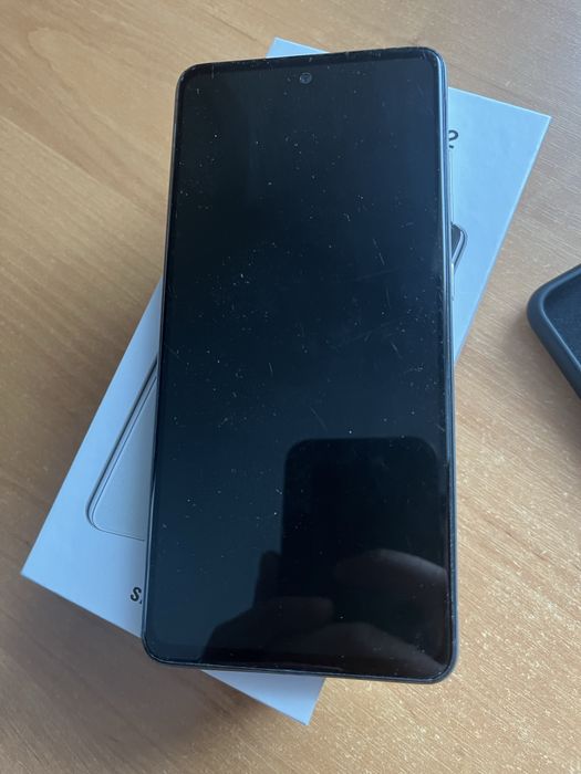 Продам Samsung Galaxy A52