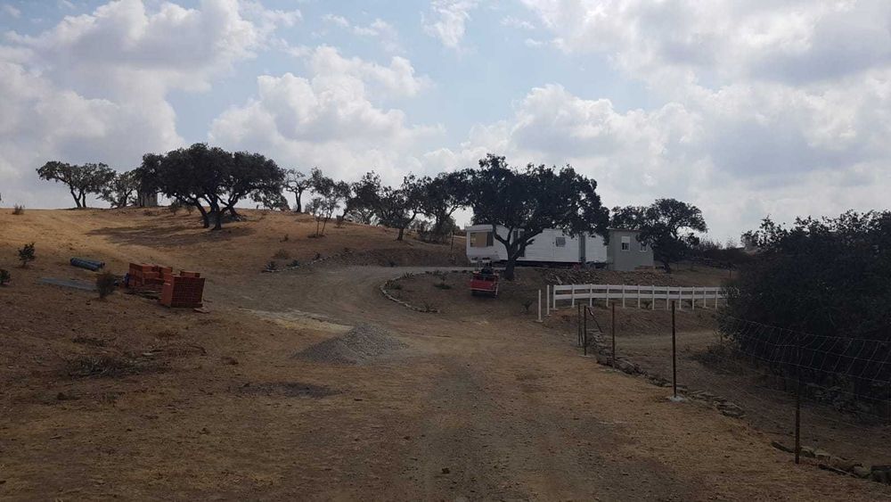 Quinta rica em água em Martim Longo