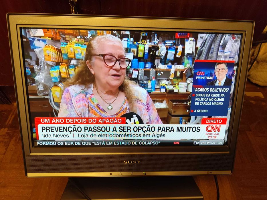 TV Sony bravia 26"