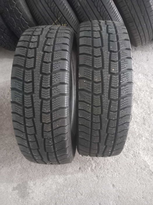 2 pneus 225/65R17 4x4 Cooper como Novos
