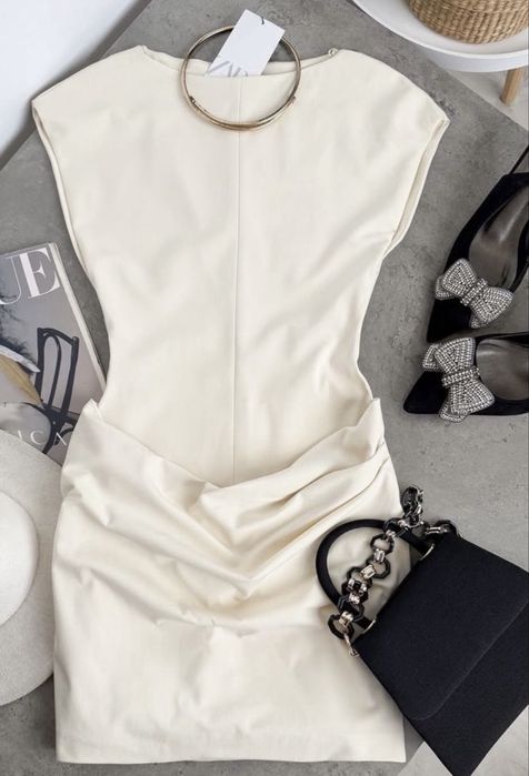 Неймовірна сукня zara
