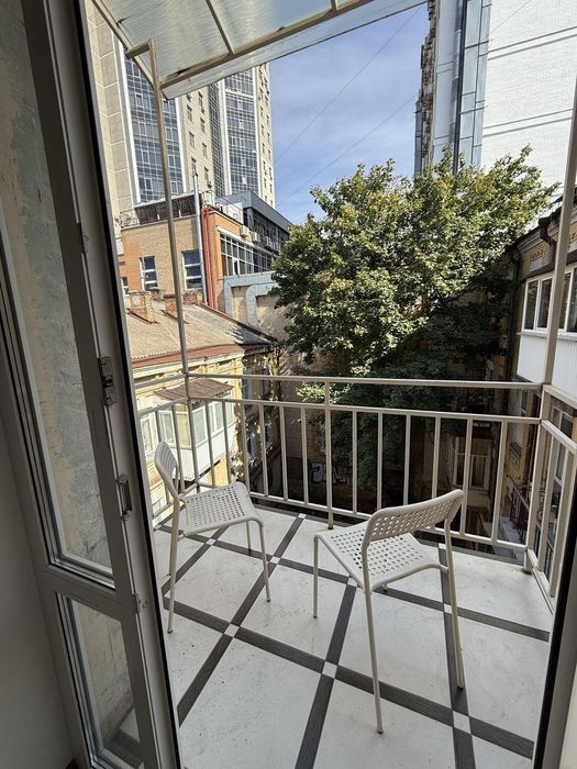 Продам 4 кімн. квартиру Антоновича м. Олімпійська, Голосіівський OM