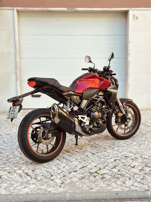 Honda CB300R de 2021 - NOVA!