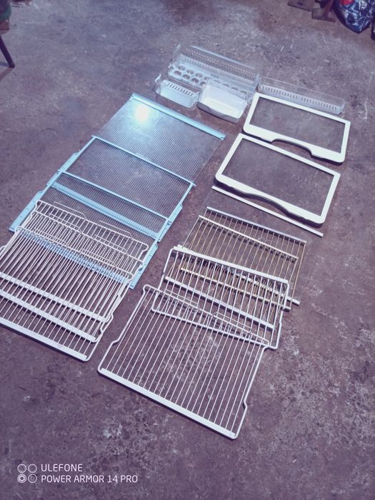 Холодильник полочки