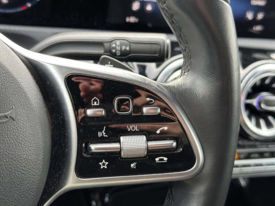 Mercedes-Benz CLA 250 4MATIC      2021