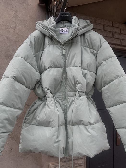 Шикарна куртка бренд