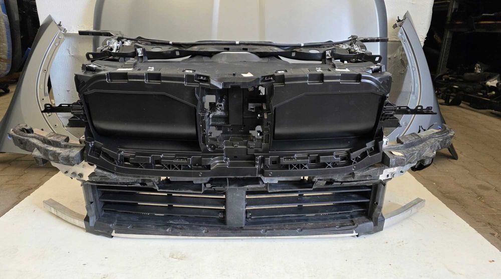 Бампер передний с разборки BMW X1 U11 F48 X2 U10 F39 X3 G45 G01 F25 X4 F26 G02 X5 F15 G05 X6 G06 X7 G07 LCI IX I20 G82 G83 рестайл автошрот БМВ шрот