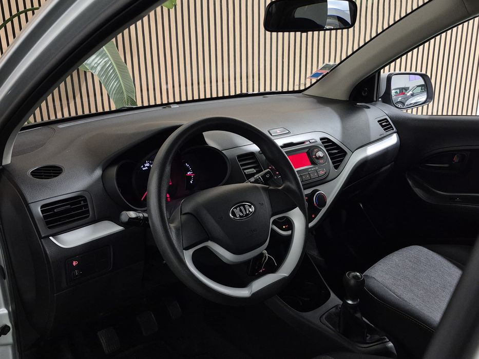 Kia Picanto - 48.000KM | GARANTIA | NACIONAL