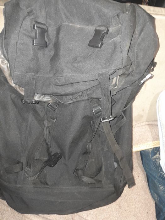 mochila de campismo marca PATROL de 65kgs 25€