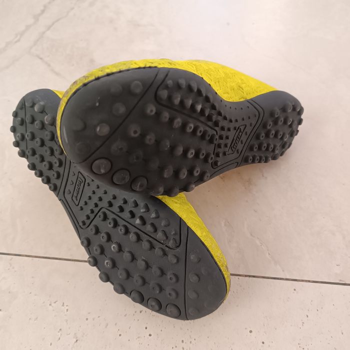 Buty piłkarskie turfy chłopięce