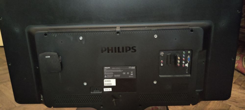 Телевизор Philips 42 д