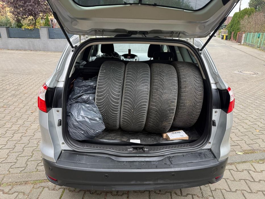 Ford focus mk3 benzyna  2012r.