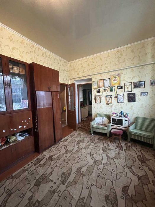 продаж частини будинку, центральна частина міста