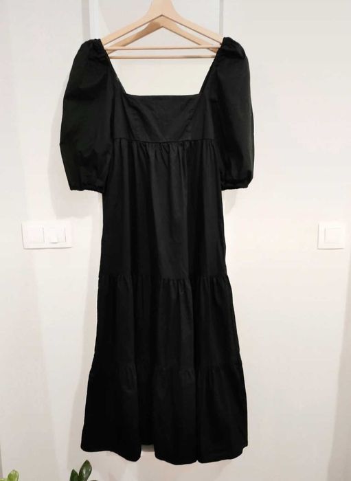 Zara czarna długa sukienka z popeliny falbany M