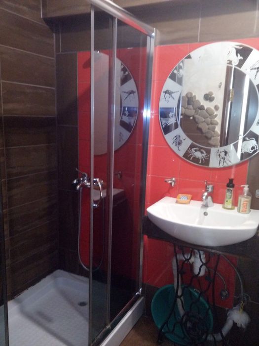 Почасово  сдам в аренду квартиру -Калиновая.