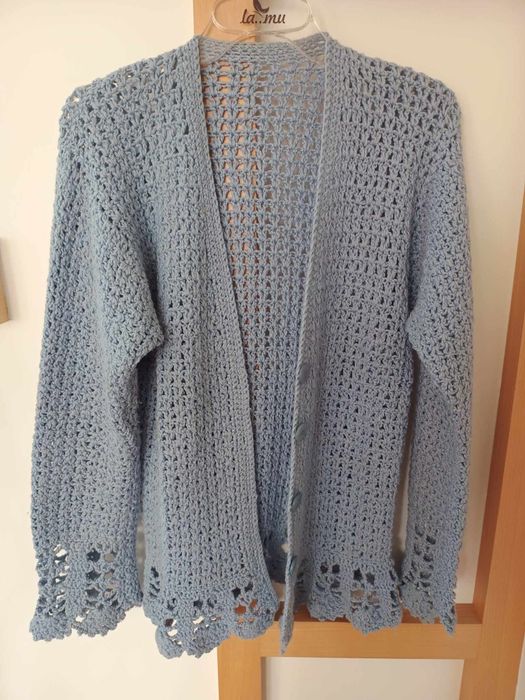 Sweter ręcznie robiony