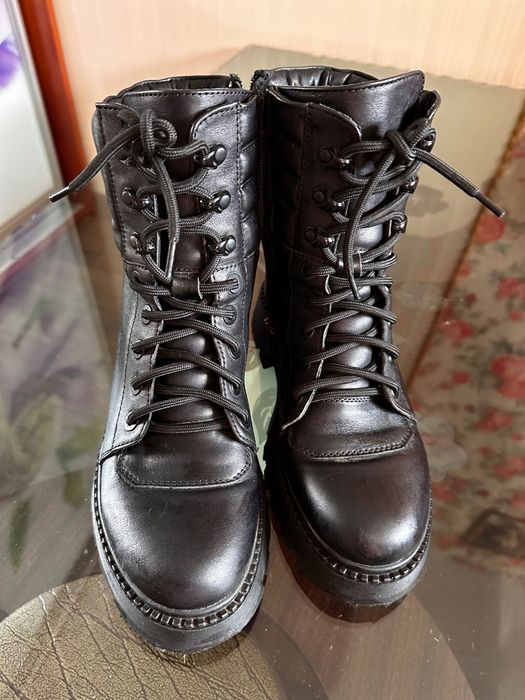 Зимові шкіряні черевики, 38 р.