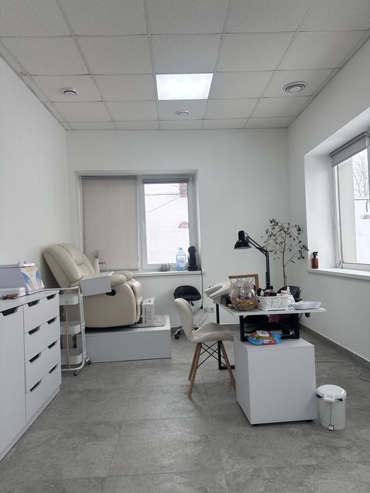 Одренда робочого місця для майстра манікюру