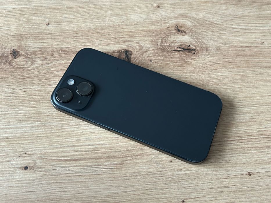 iPhone 15 128GB Czarny Black 16 Ładny stan + etui