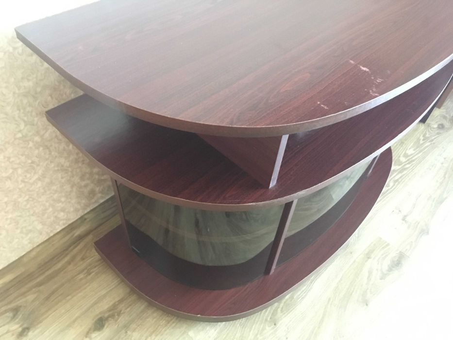 Журнальний столик