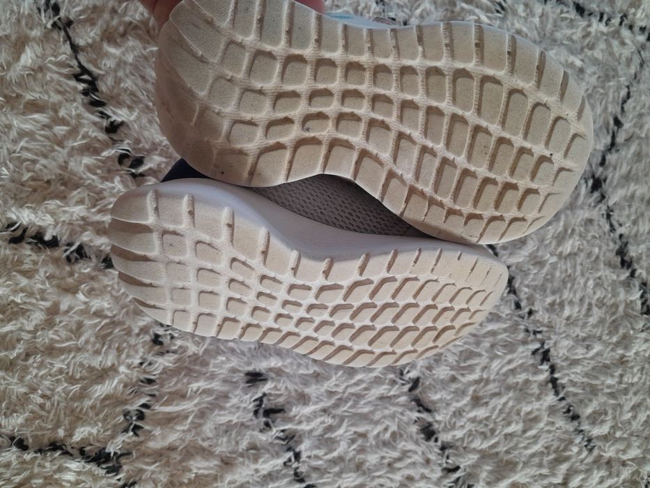 Adidasy szare dla chlopca