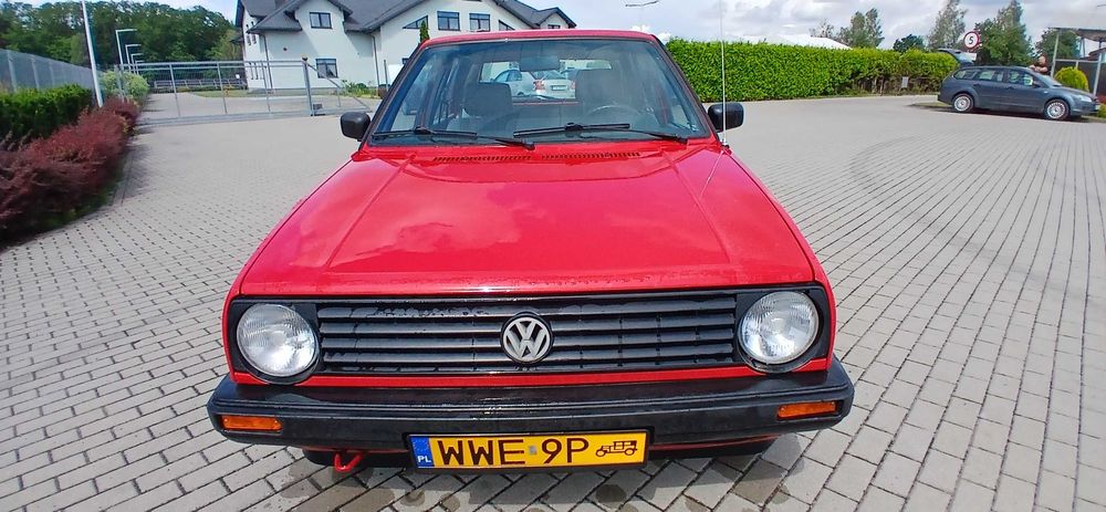 Volkswagen Golf 2, 1,3 benzyna, 1991 rok - zabytkowy - żółte tablice