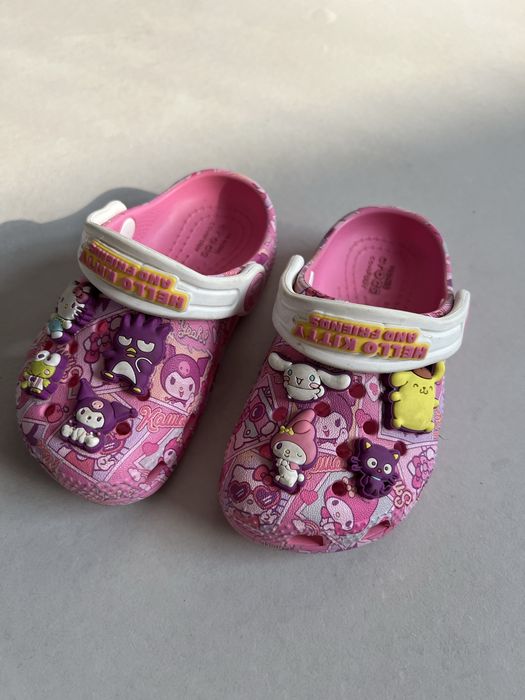 Buciki sandały Crocs 22/23 Hello Kitty