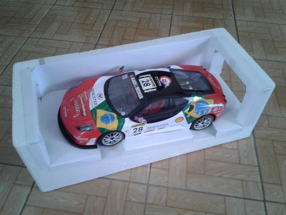 Ferrari F430 Challenge 1/12 telecomandado de Bruno Senna, como NOVO!