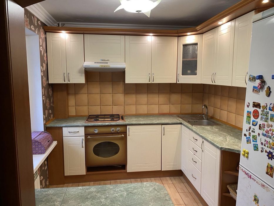 Здам 3- кімн.кв. по вул.Велика Набережна, 1Занасип, р-н  Пенсійн. фонд