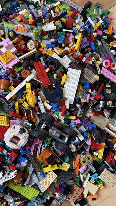 Конструктор Лего на вагу Lego