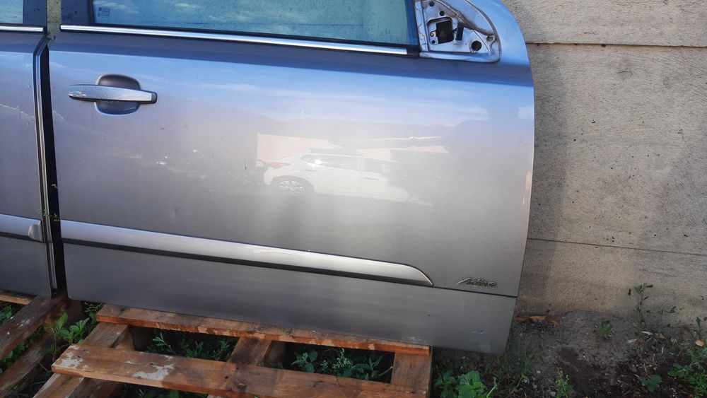 lak. Z163 opel astra h 3 III hb przednie drzwi prawe kompletne