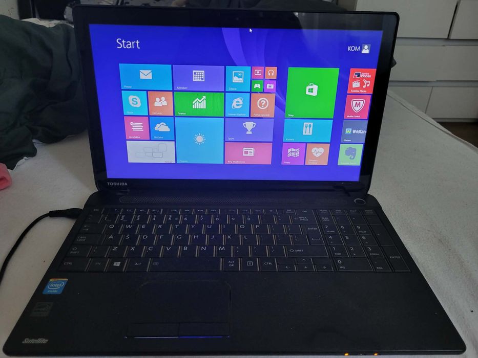 Laptop toshiba satellite