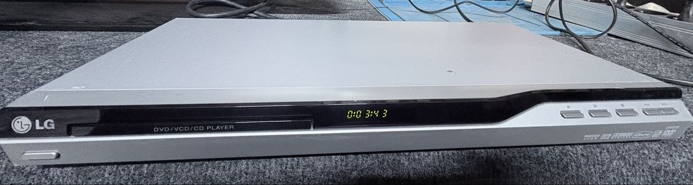 Odtwarzacz LG DVX276
