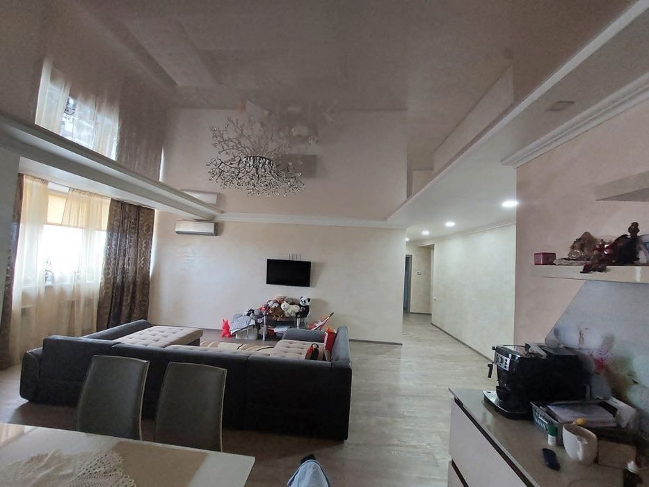 Продам 3к квартиру 120м.кв