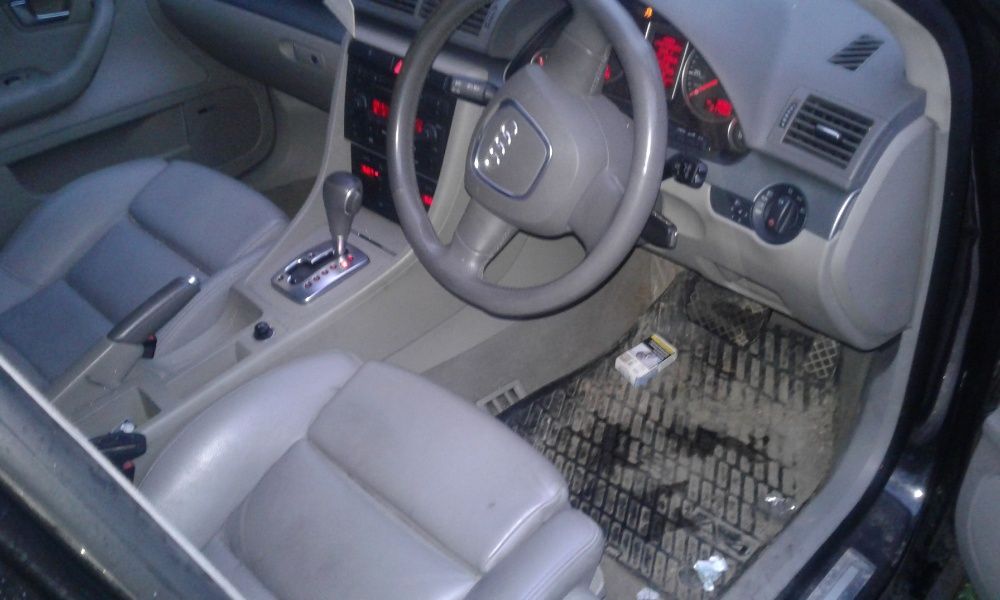 Zestaw Startowy AUDI A4 B7 2.0 BLB 140KM Komputer Licznik Stacyjka Klu