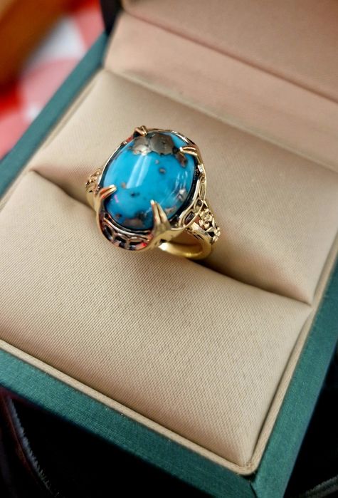 Cudowny w art deco turkus