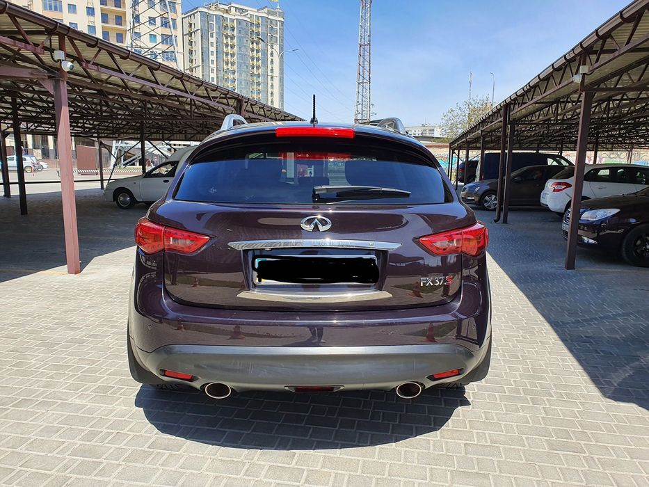 Infiniti FX 37S продам