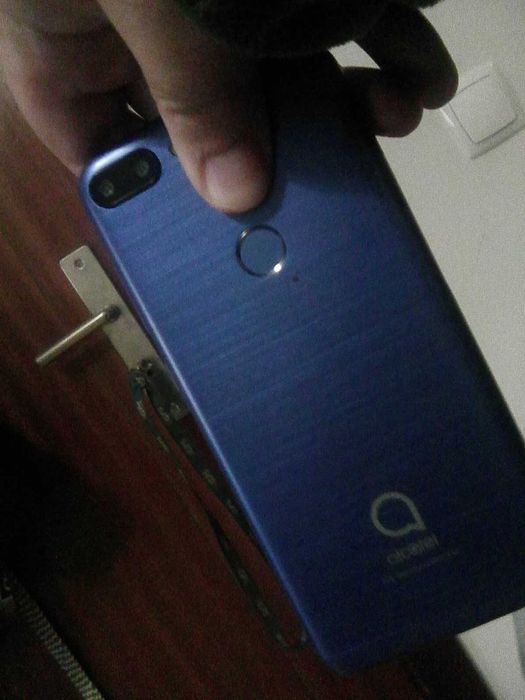 Unlocked BlackBerry 8520, Alcatel, and Huawei63823837223425121