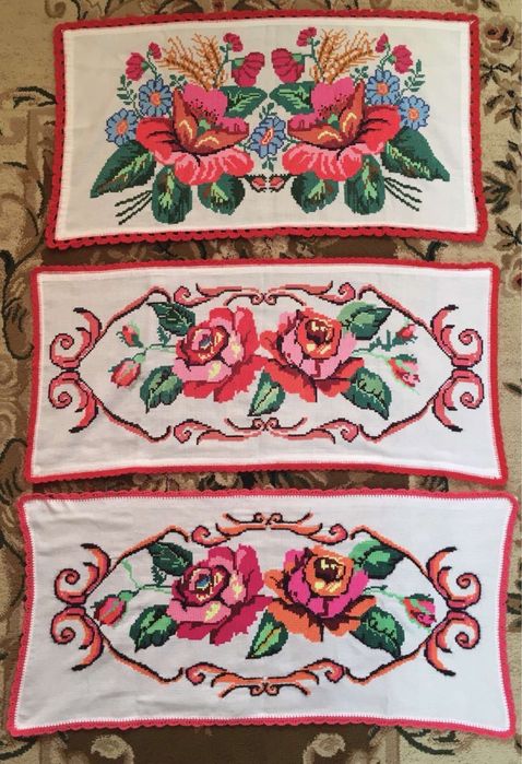 Ручна вишивка хрестиком / вишиті доріжки / вышивка крестиком