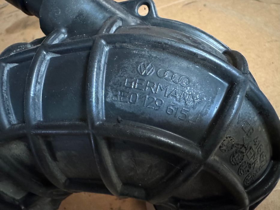 Tubo do turbo tubo Admissão Audi A4 B7 B8 2.0TDI 140CV 8E0.129.615J