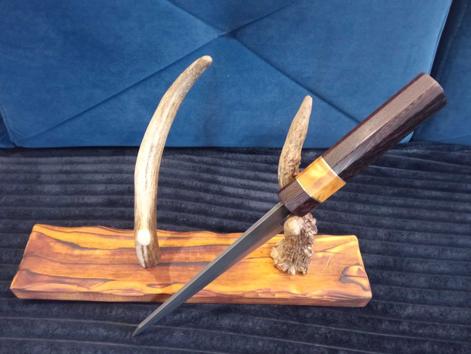 Nóż ręcznie robiony (knifemaking)