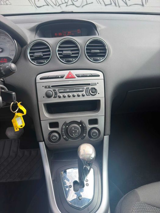 Peugeot 308 1.6hdi (caixa automática) com teto panorâmico