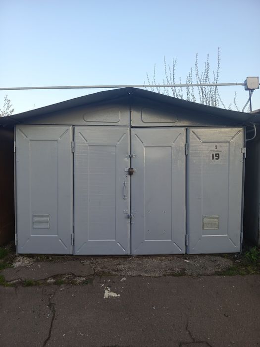 Гараж а/к Політ.