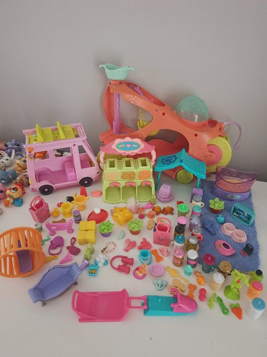 Zestaw lps figurki 126 szt , akcesoria,domek