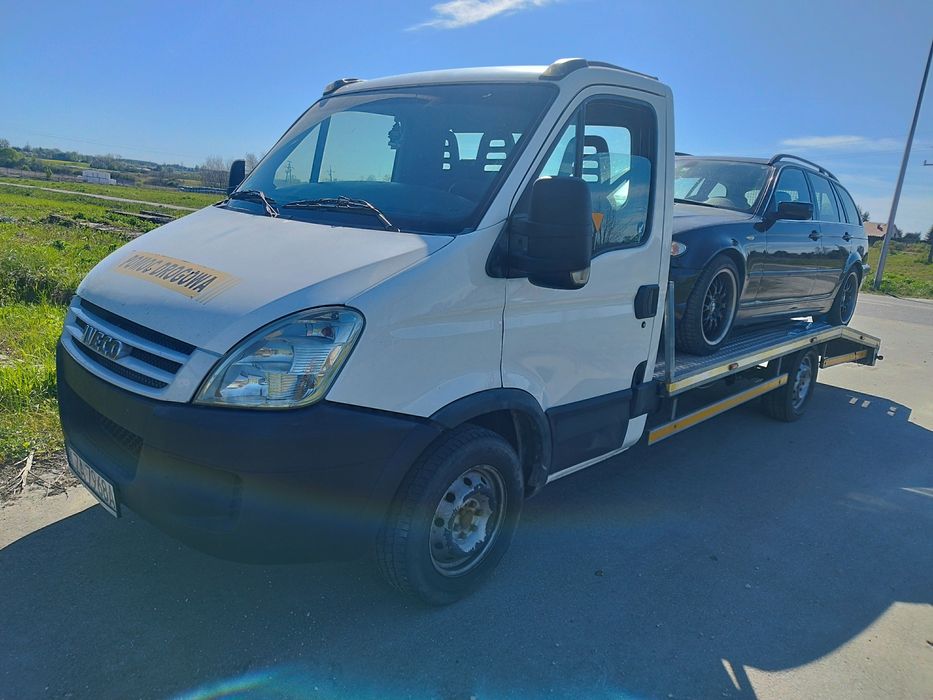 Auto pomoc  pomoc drogowa autolaweta usługi transportowe 24/7