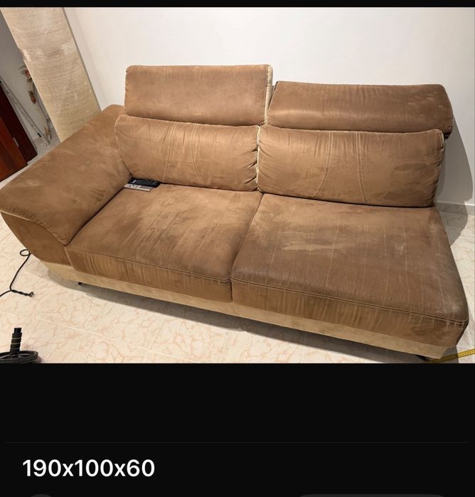 Sofá com chaise longue - preço Final 50€